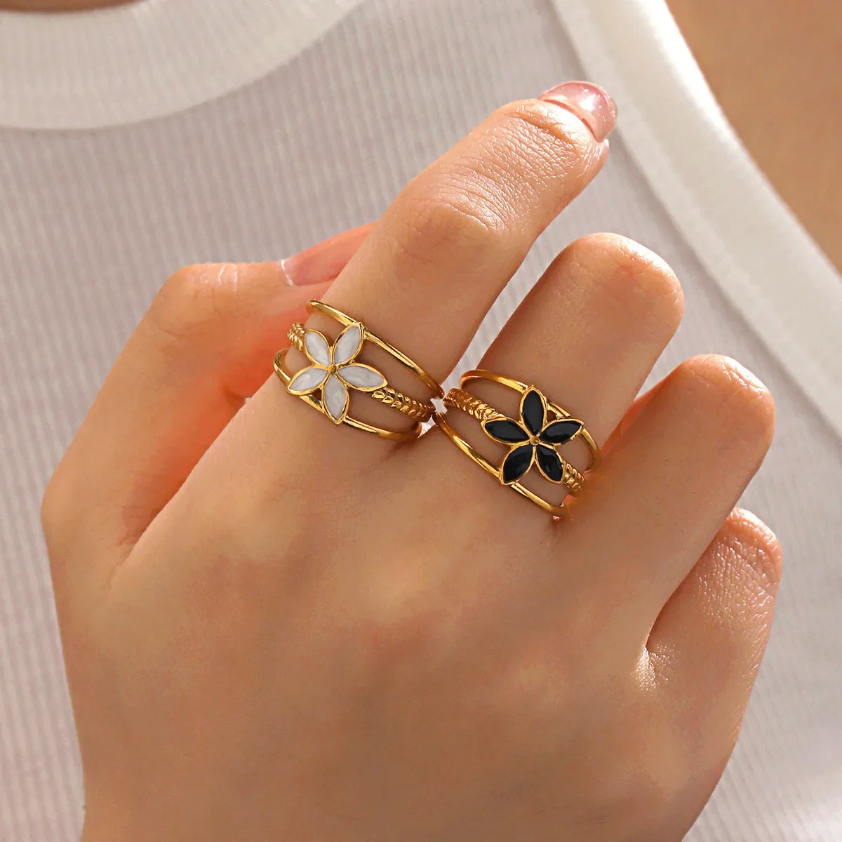 Dainty Dot