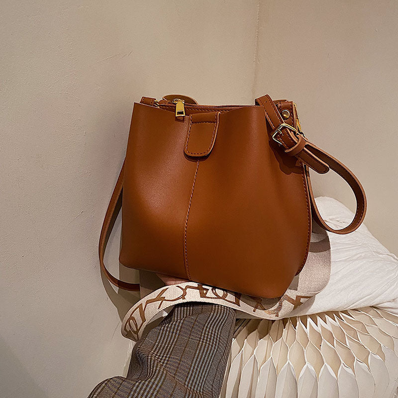 French  Design Simple Wide Shoulder Strap Bucket Bags Female