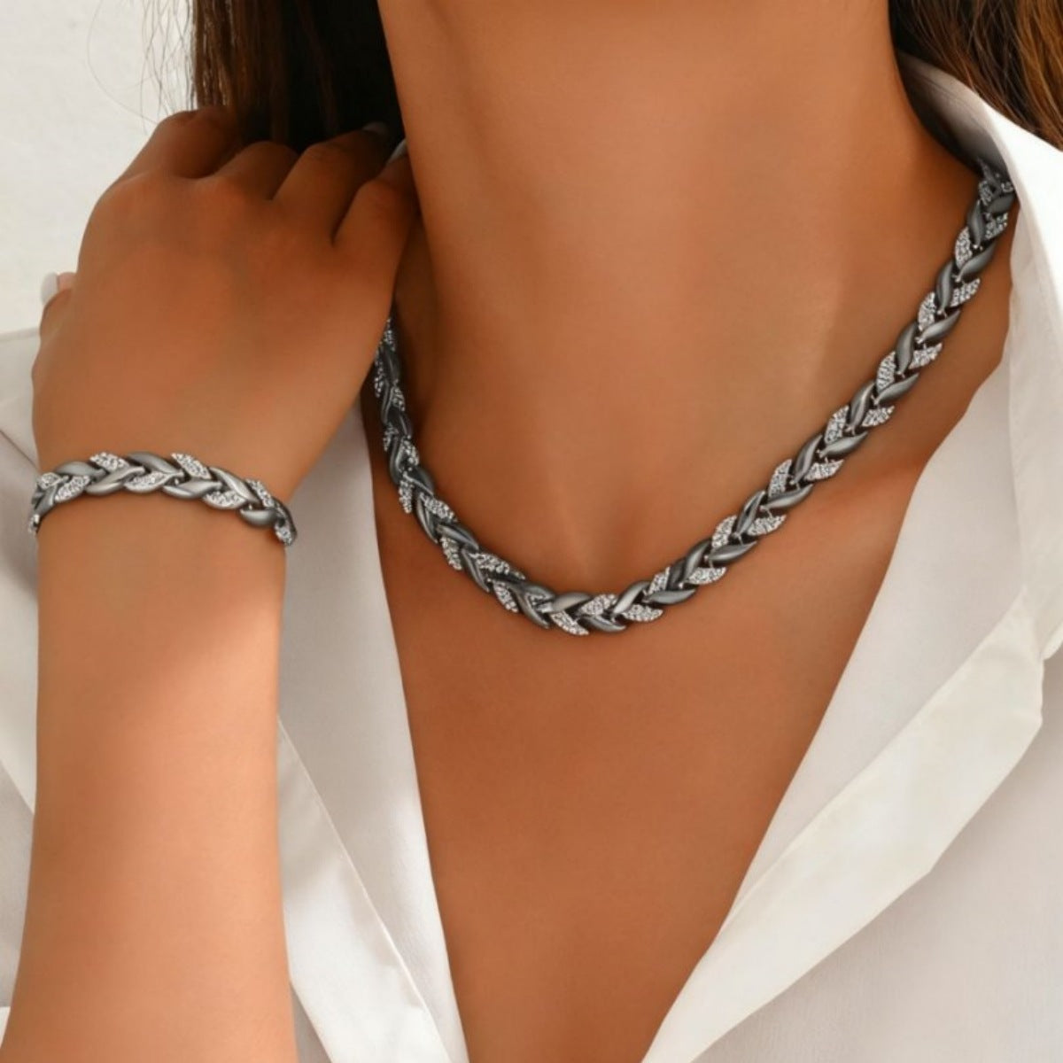 Diamond-encrusted Set