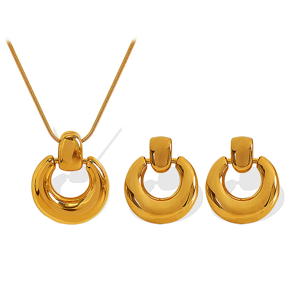 Retro High-end Earrings Set
