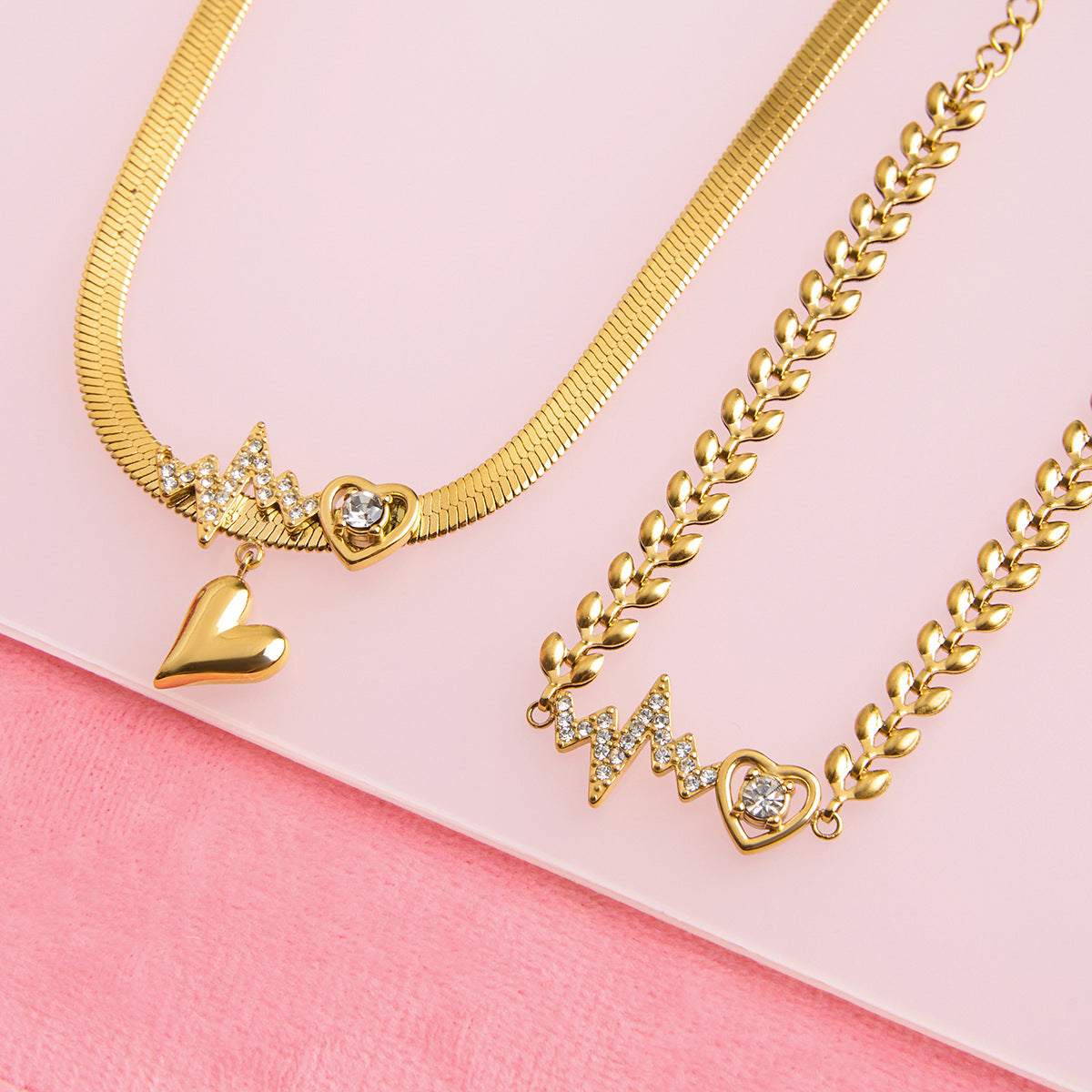 Luxury Heart-Shaped Titanium Set